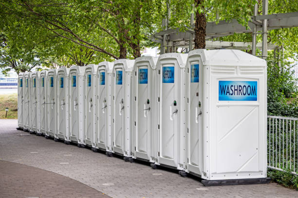 Best Porta potty delivery and setup  in Tuskegee, AL
