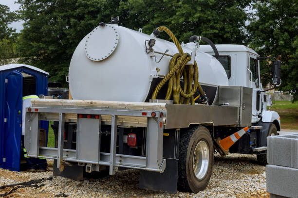 Best Porta potty rental near me  in Tuskegee, AL